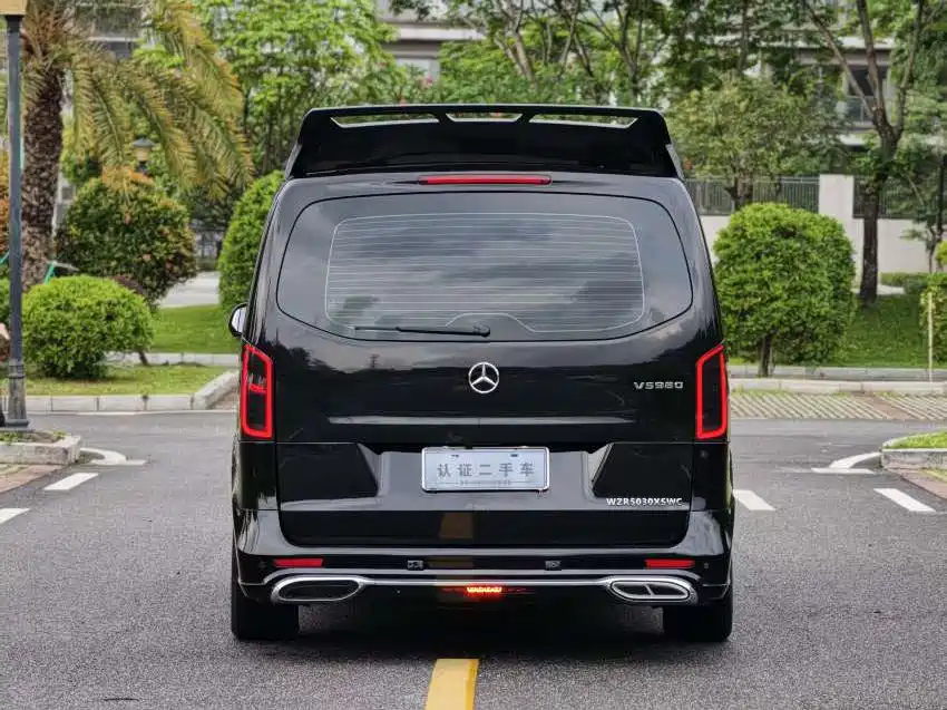Mercedes-Benz Vito 2023 — фото 13