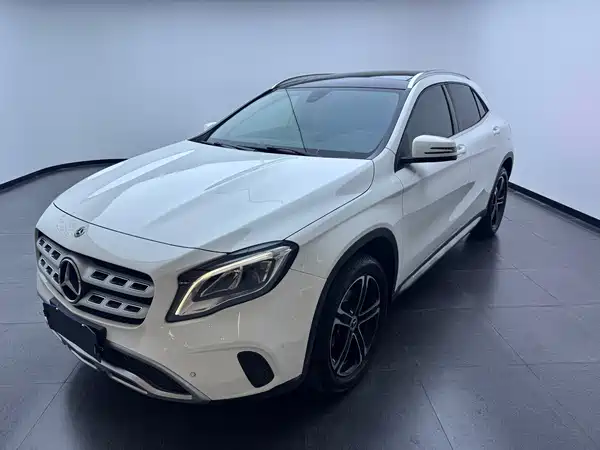 Mercedes-Benz GLA 2018