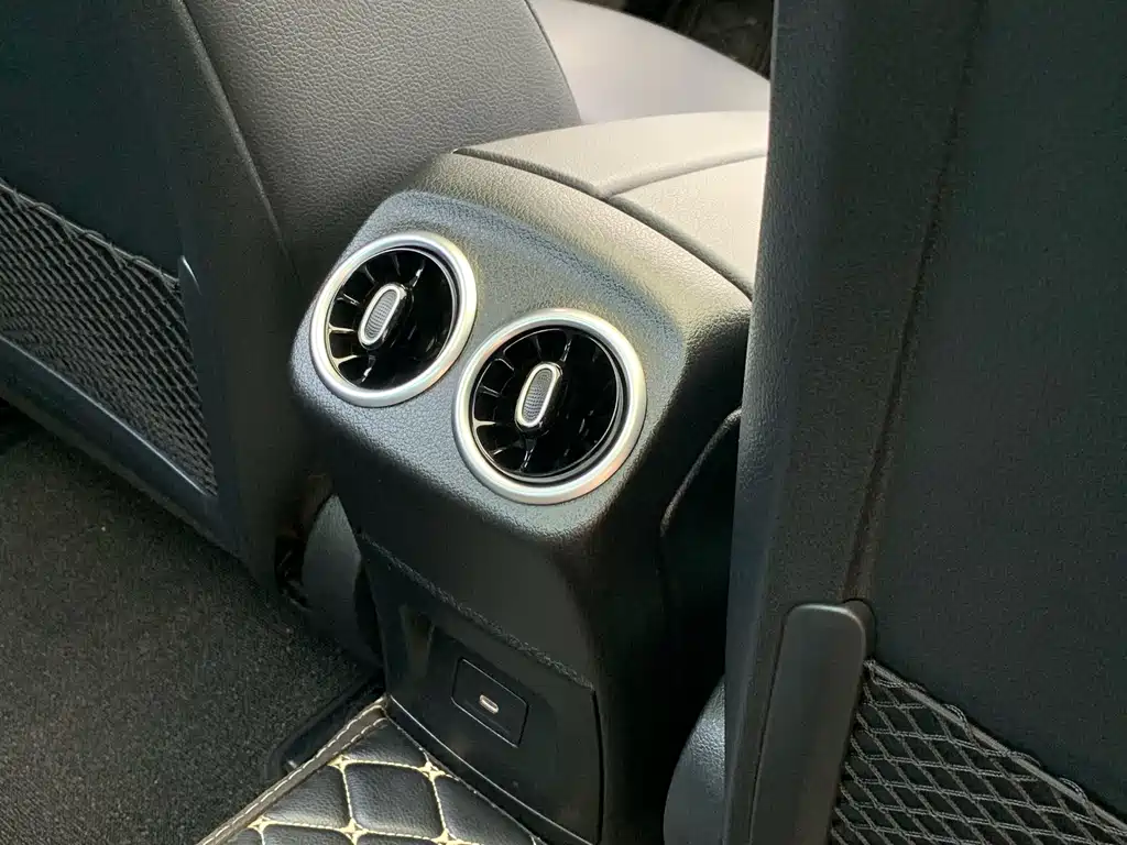 Mercedes-Benz A-Class 2024 — фото 27