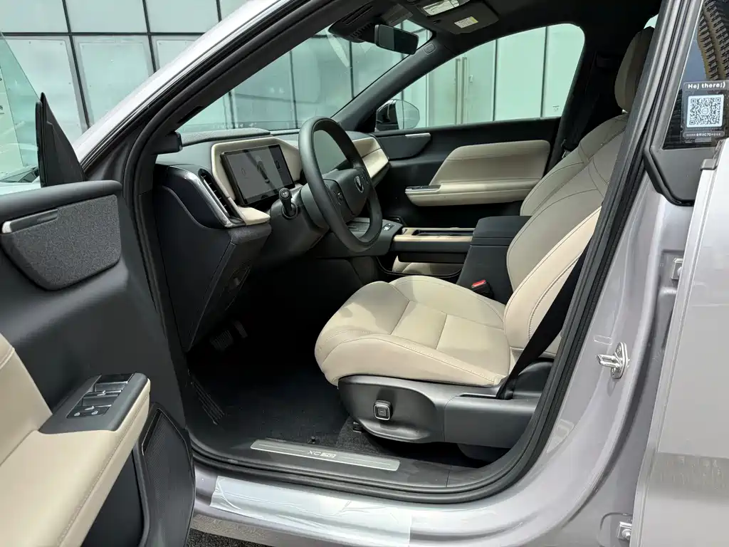 Volvo XC70 PHEV 2026 — фото 12