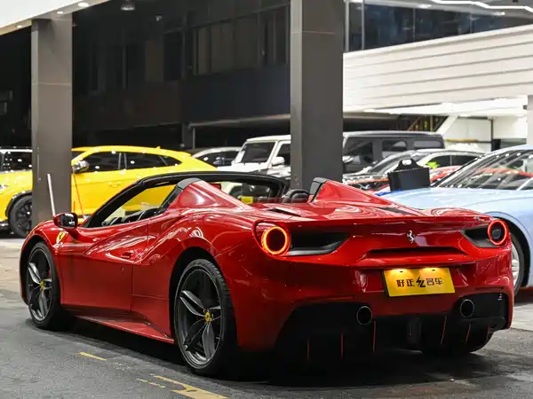 Ferrari 488 2018