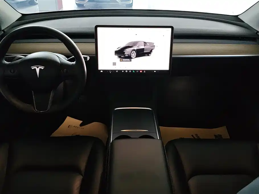 Tesla Model Y 2022 — фото 12