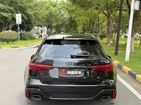 Audi RS 6 2021