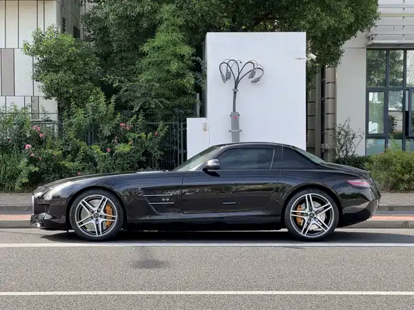 Mercedes-Benz Sls-Class AMG 2011