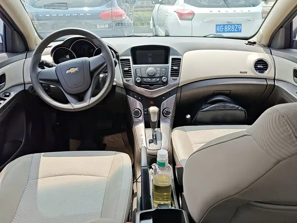 Chevrolet Cruze 2016 — фото 10
