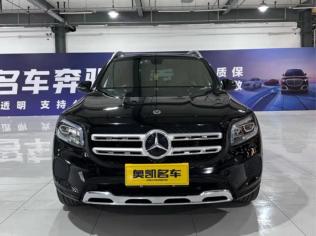 Mercedes-Benz GLB 2021 — фото 1