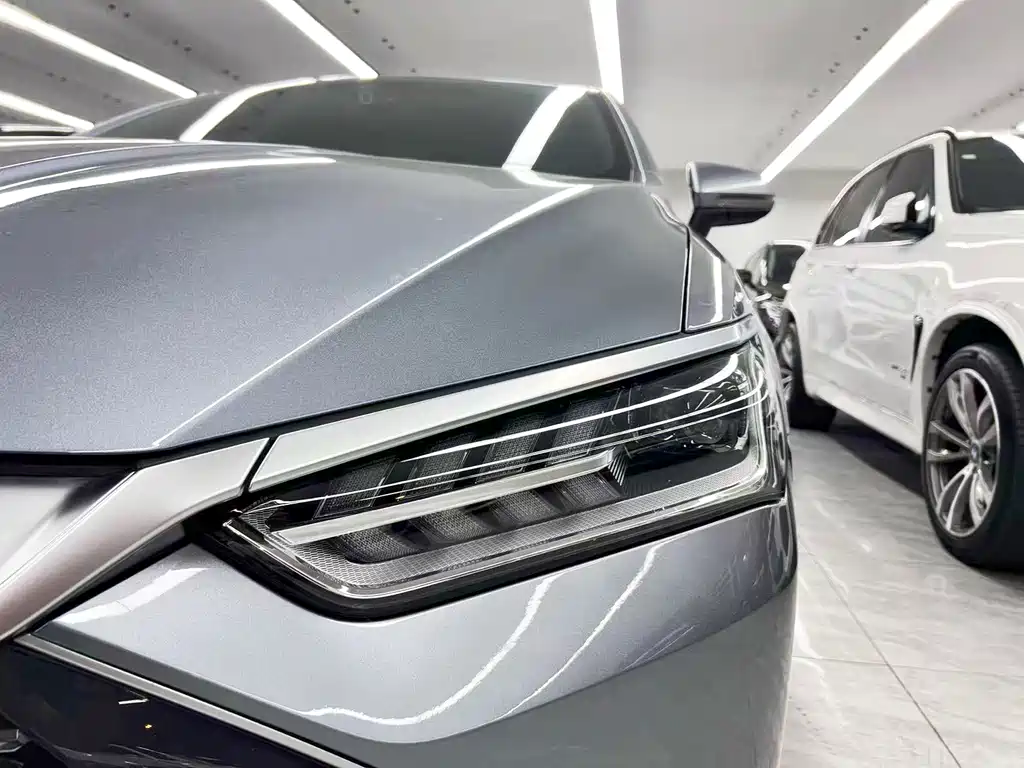 BYD Qin PLUS 2025 — фото 24