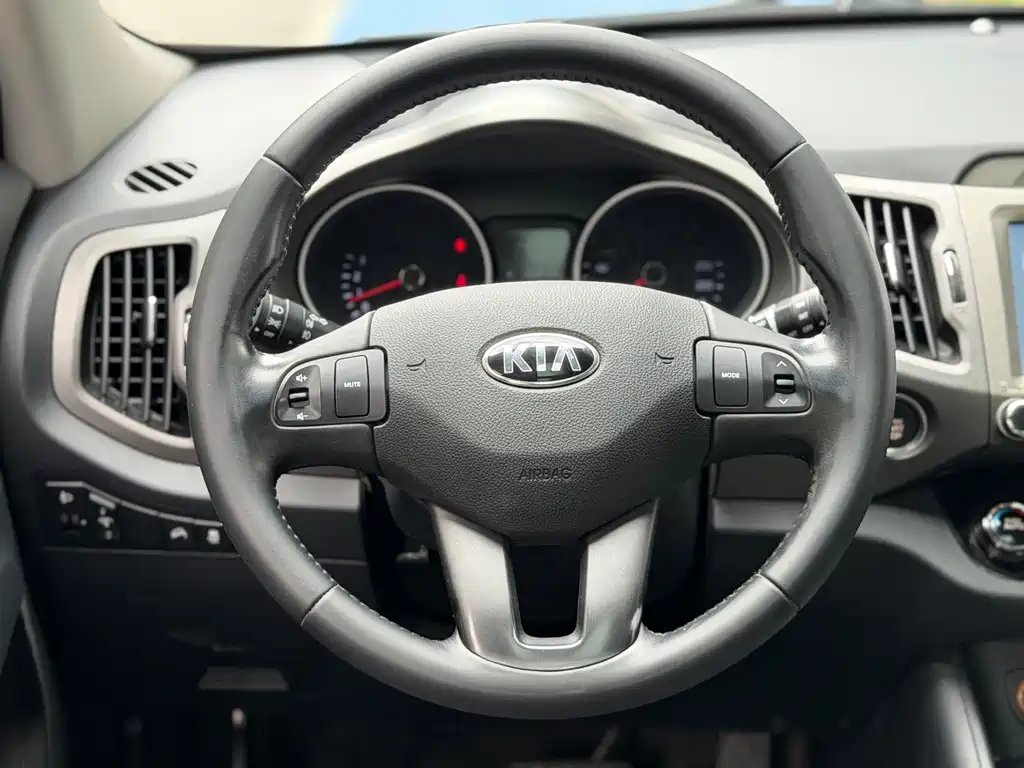 Kia Sportage 2015 — фото 13