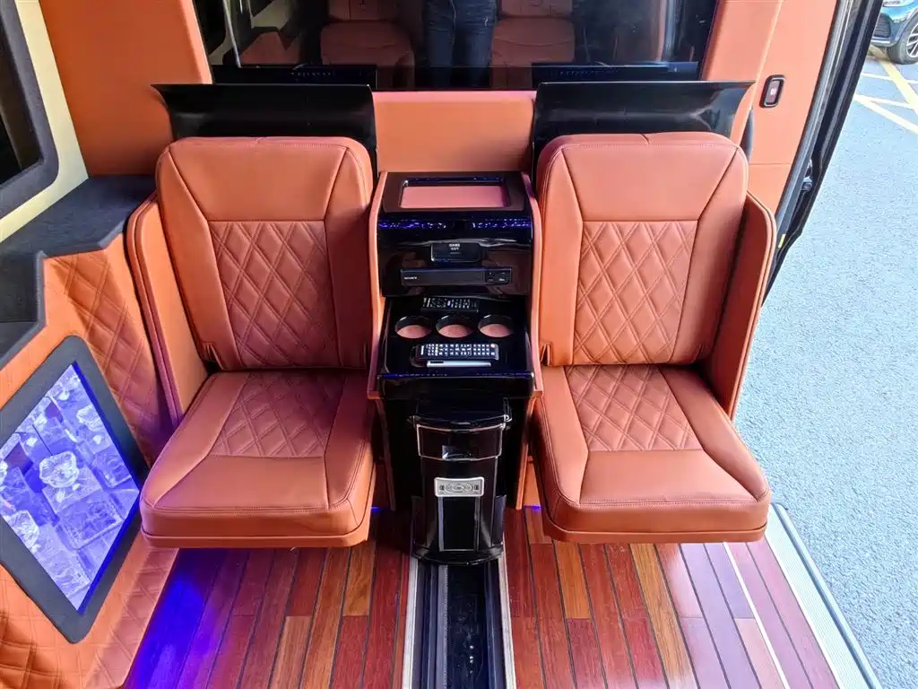 Mercedes-Benz Sprinter 2017 — фото 14