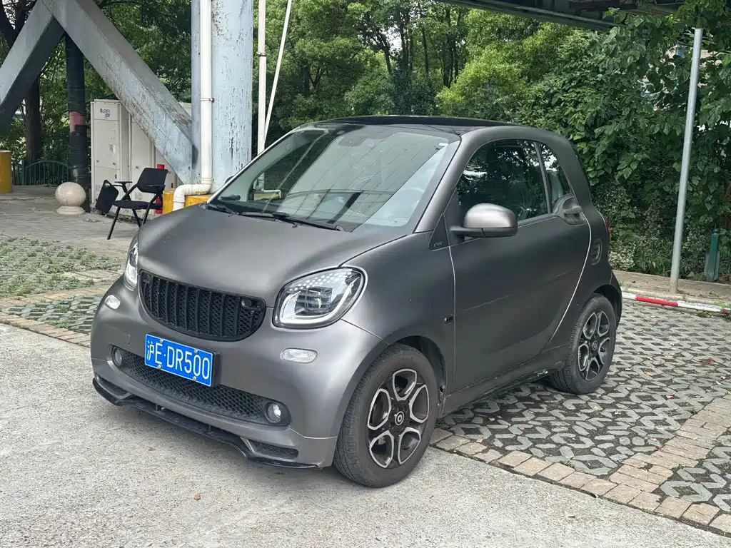 smart Fortwo 2017 — фото 1