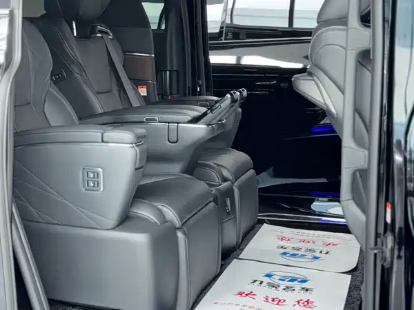 Toyota Vellfire 2025