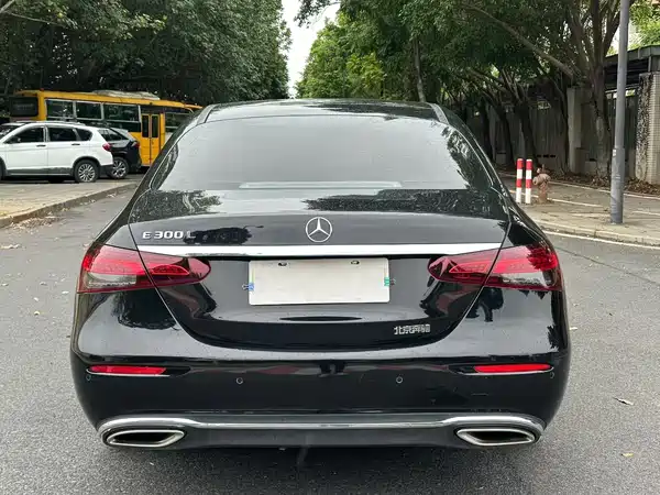 Mercedes-Benz E-Class 2023