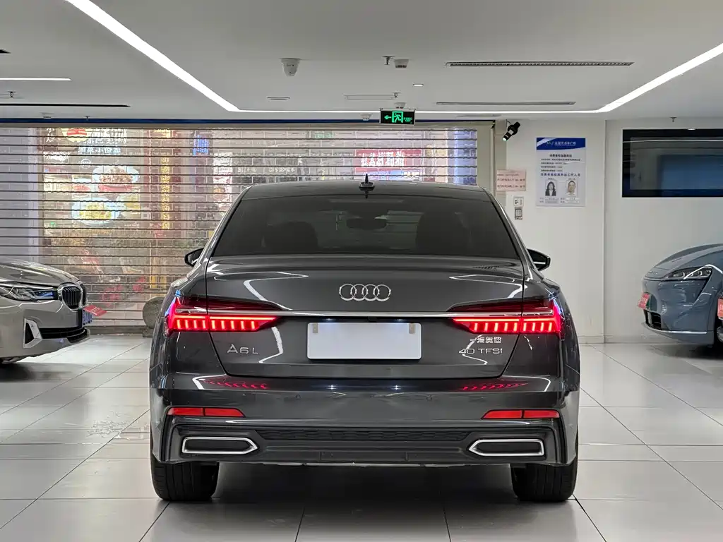 Audi A6L 2022