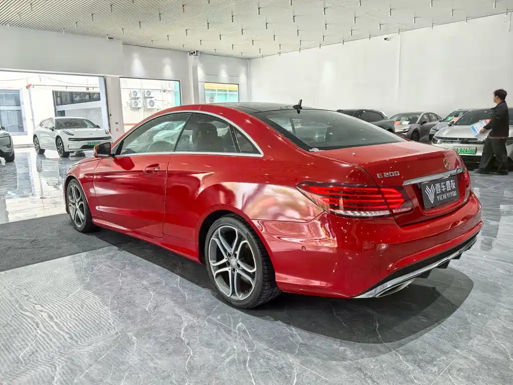 Mercedes-Benz E-Class 2016 — фото 34