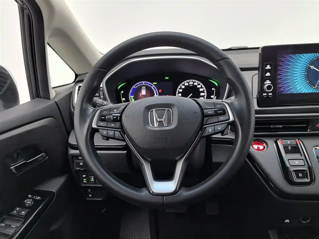 Honda Elysion 2023 — фото 11