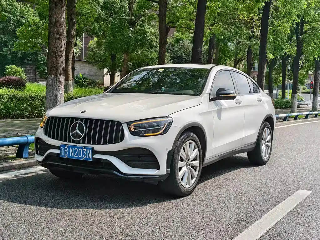 Mercedes-Benz GLC Coupe 2020