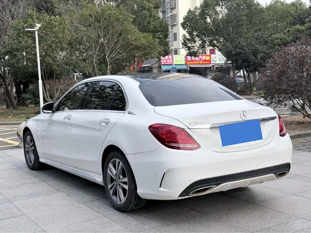 Mercedes-Benz C-Class 2018 — фото 14