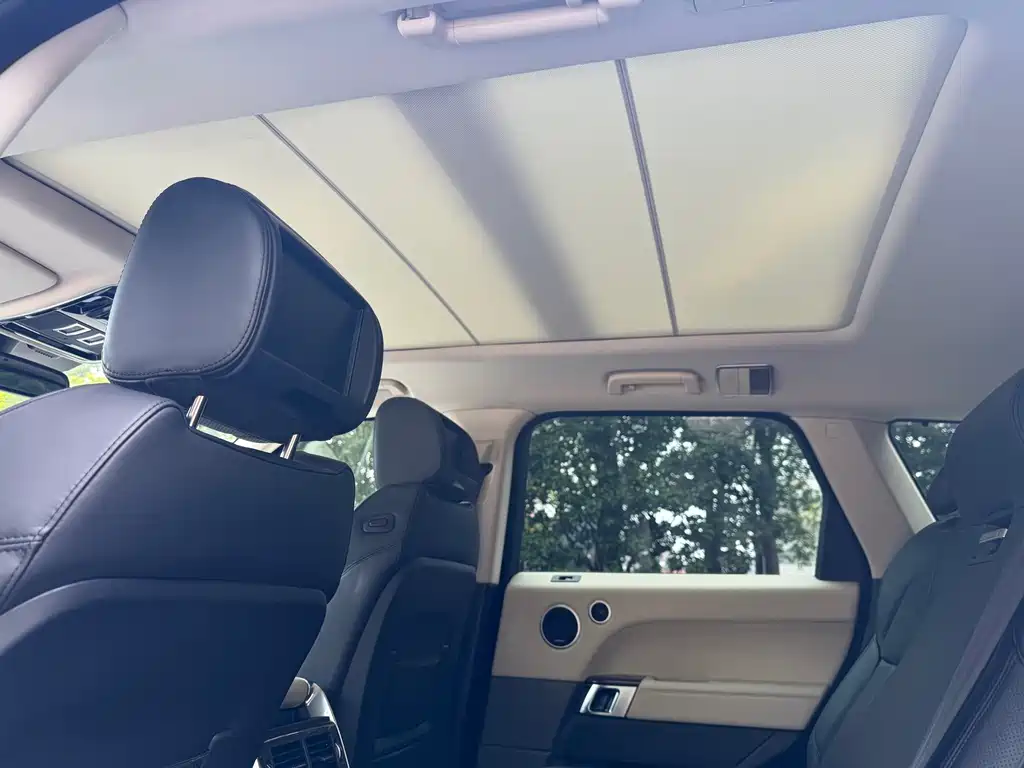 Land Rover Range Rover Sport 2015 — фото 11