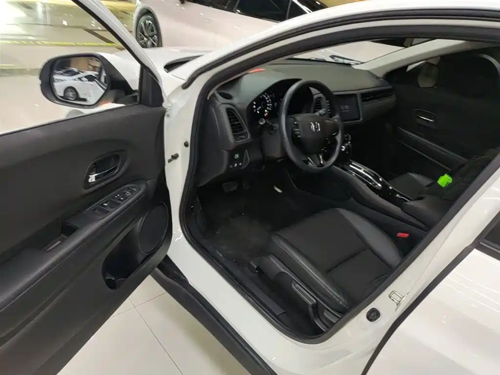 Honda Vezel 2020 — фото 16