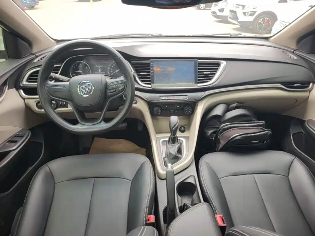 Buick Excelle 2017 — фото 10