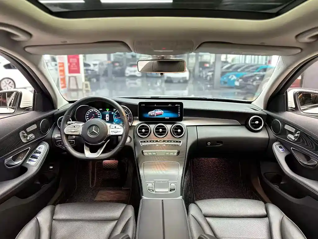 Mercedes-Benz C-Class 2020 — фото 7
