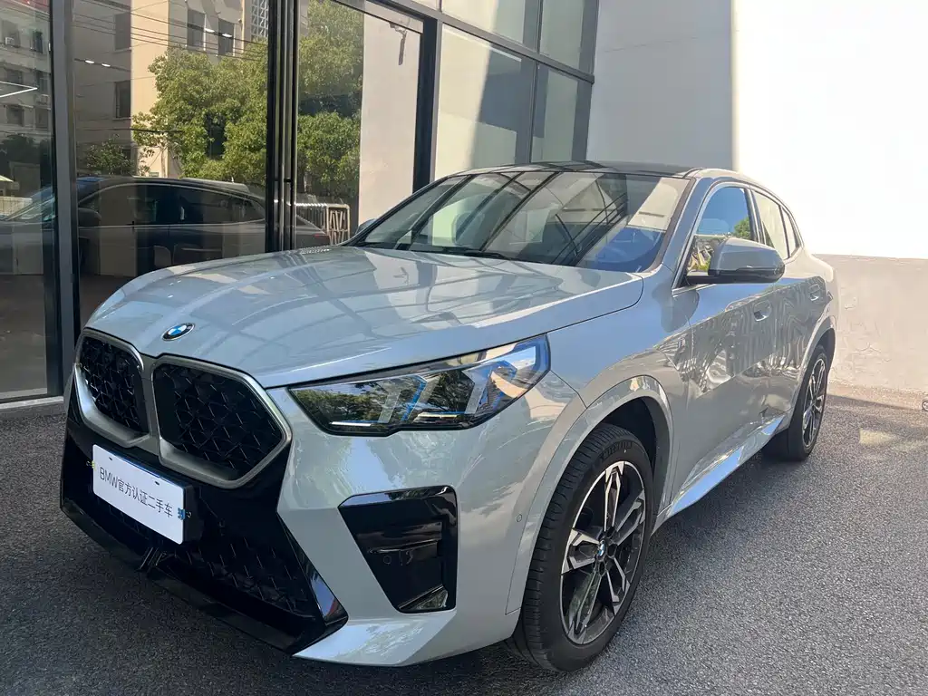 BMW X2 2025 — фото 1