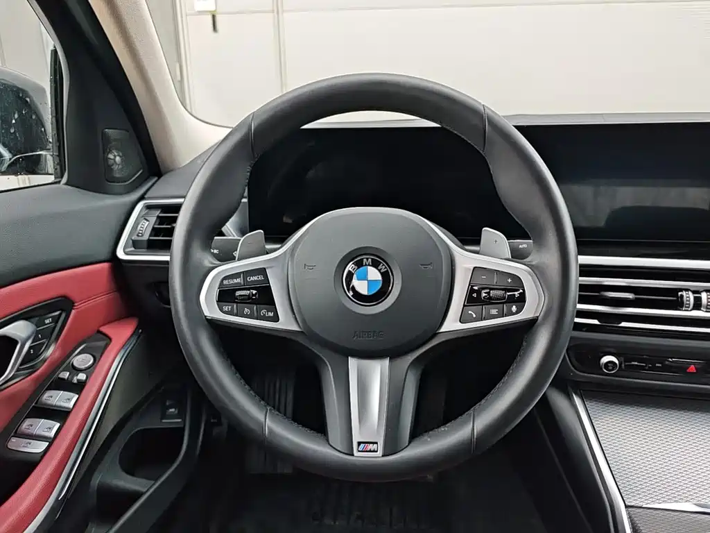 BMW 3 Series 2025 — фото 20