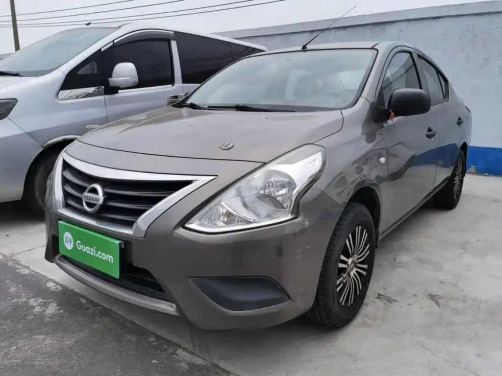 Nissan Sunny 2016