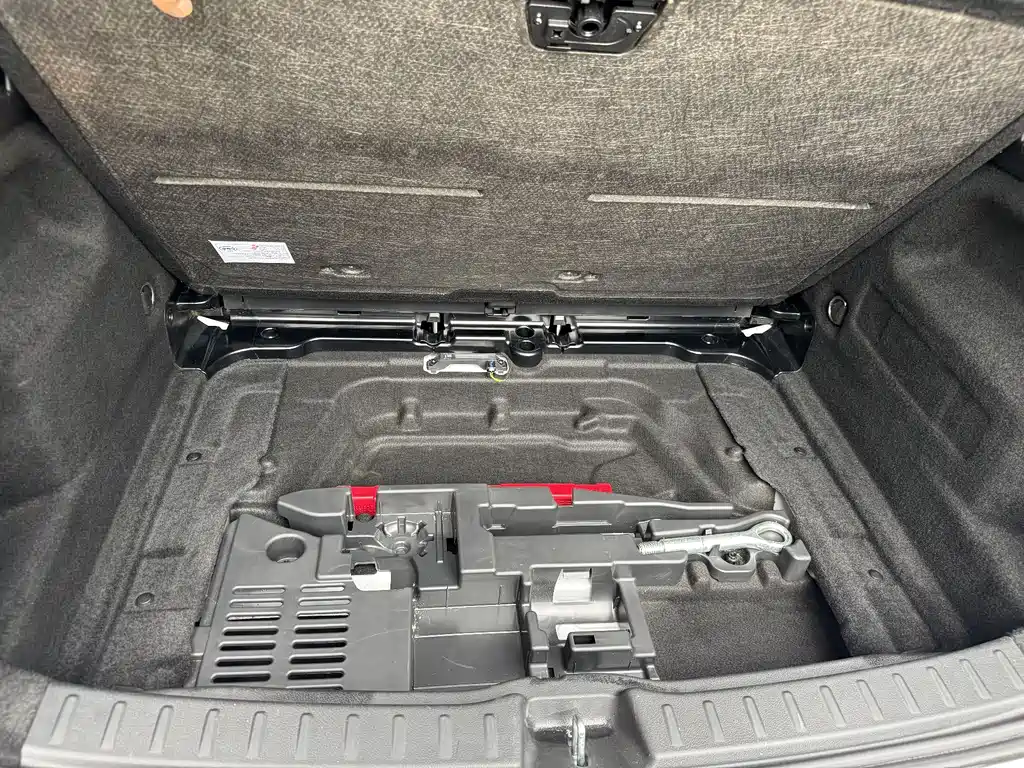 Mercedes-Benz GLA 2021 — фото 26