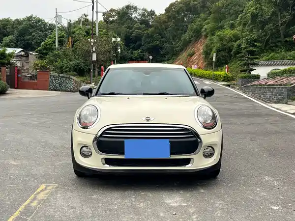 MINI 2016