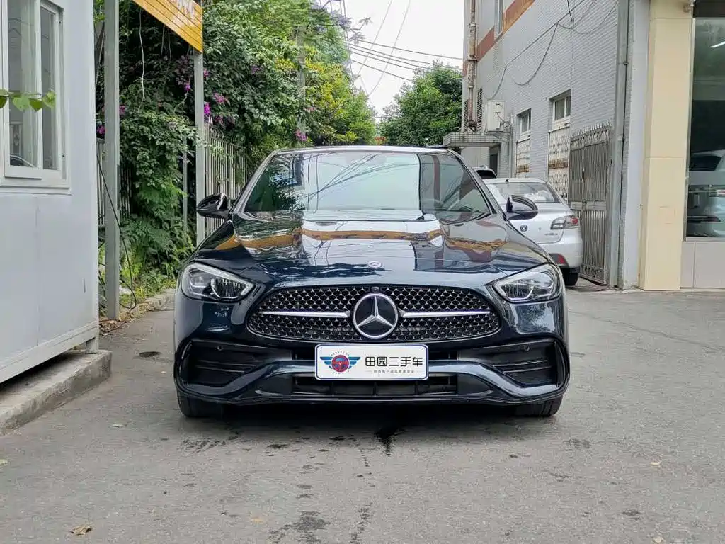 Mercedes-Benz C-Class 2023