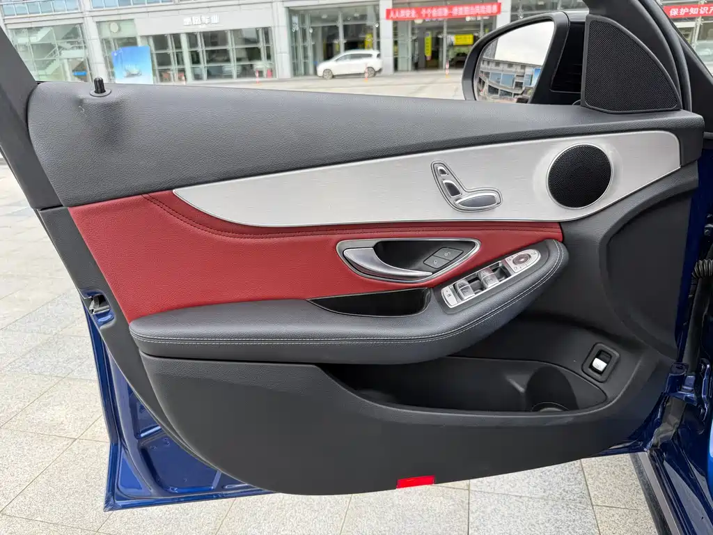 Mercedes-Benz C-Class 2019 — фото 13