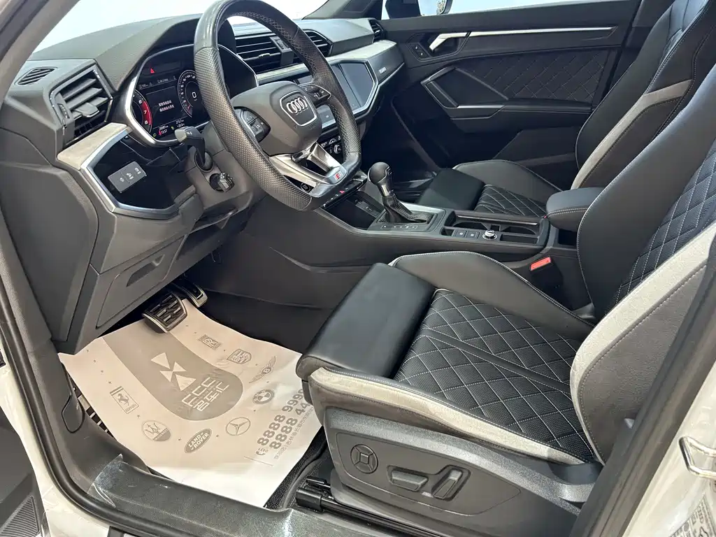 Audi Q3 Sportback 2024 — фото 10