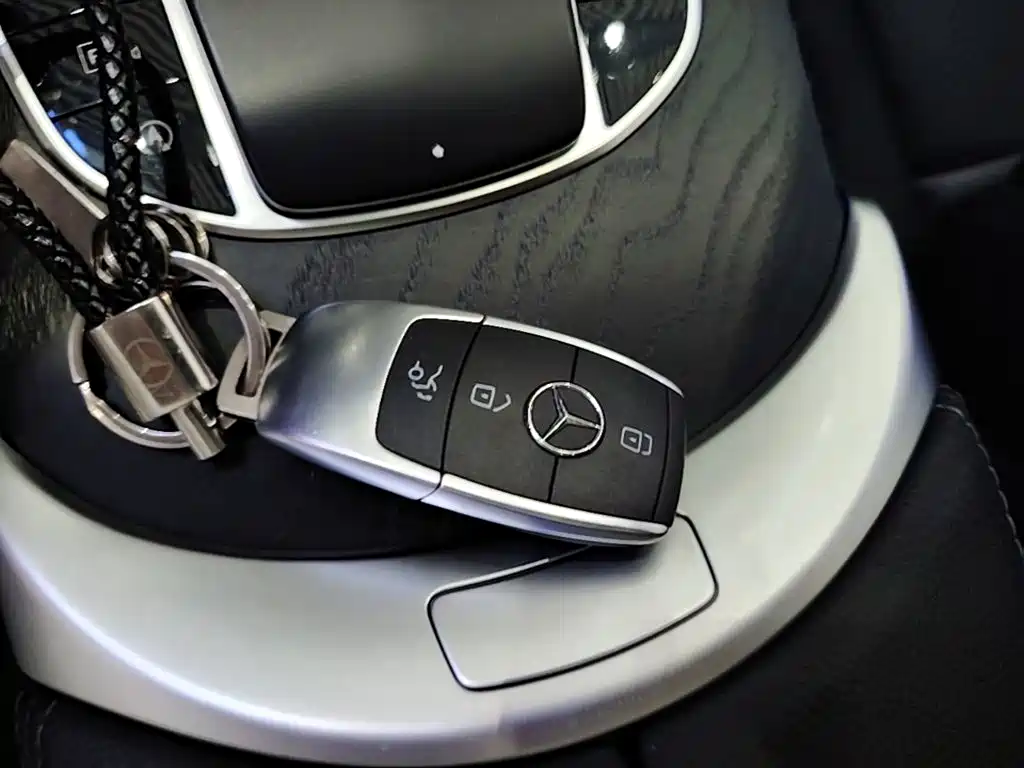 Mercedes-Benz C-Class 2020 — фото 9