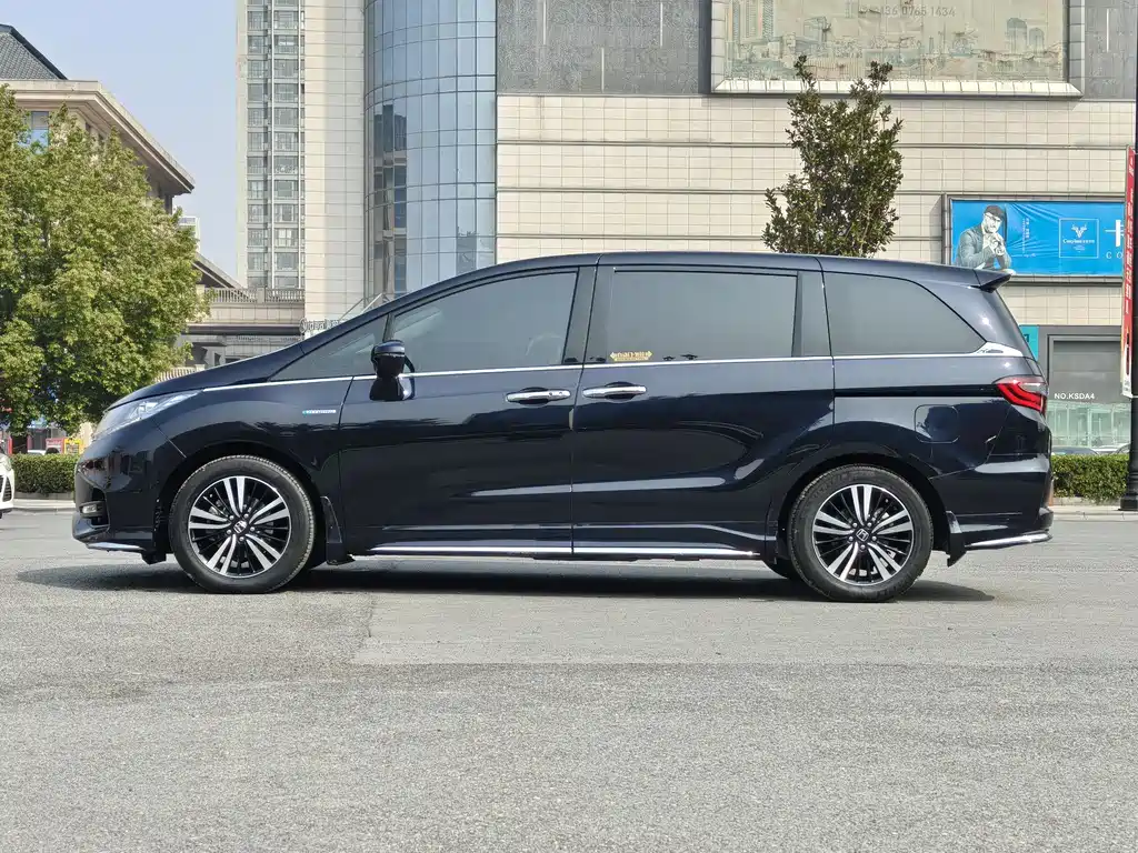 Honda Odyssey 2019 — фото 6