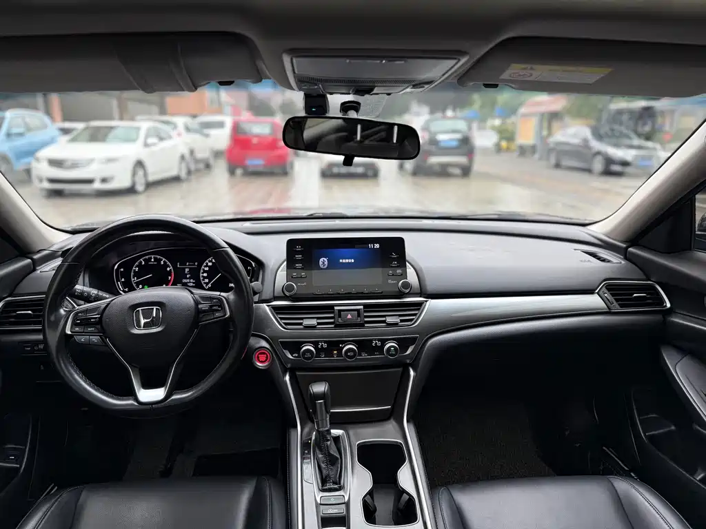 Honda Accord 2020 — фото 6