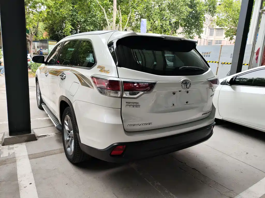 Toyota Highlander 2016 — фото 14