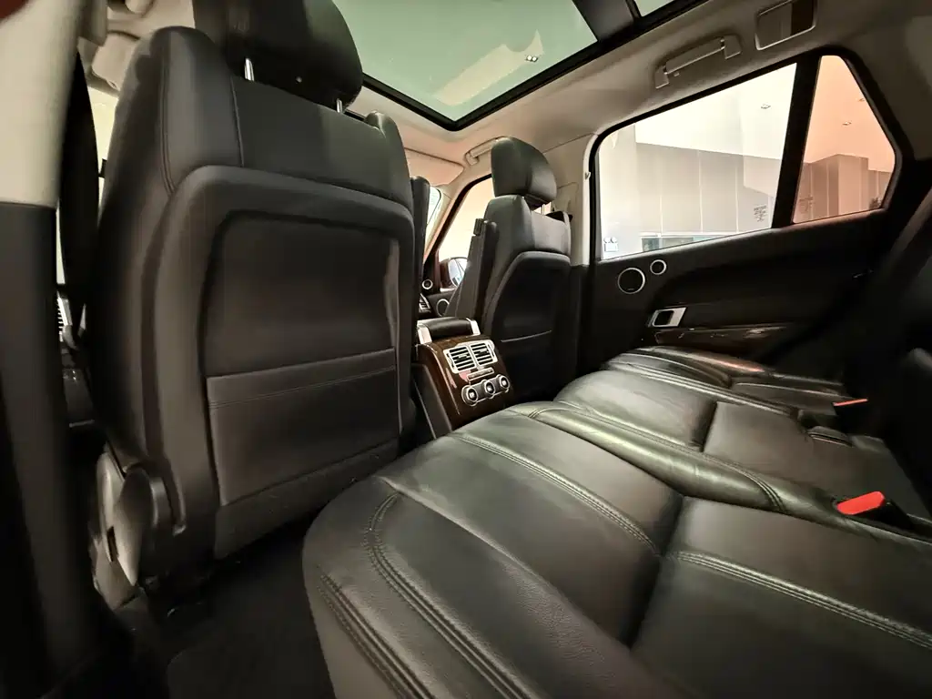 Land Rover Range Rover 2017 — фото 13