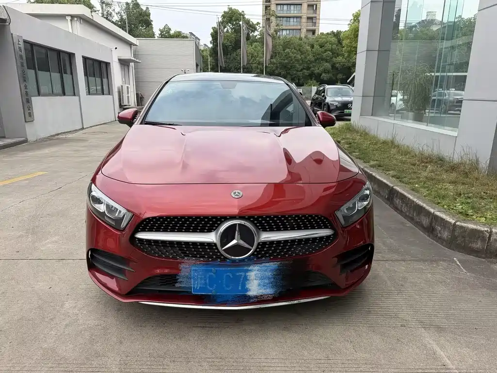 Mercedes-Benz A-Class 2019 — фото 2