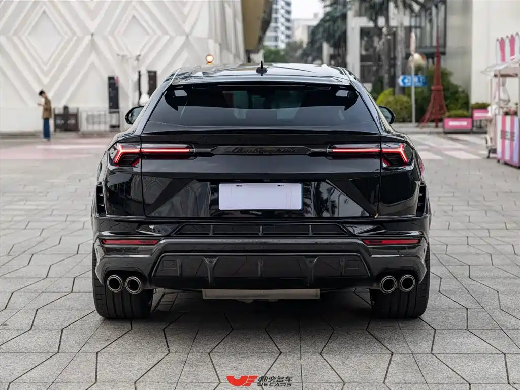 Lamborghini Urus 2023 — фото 5
