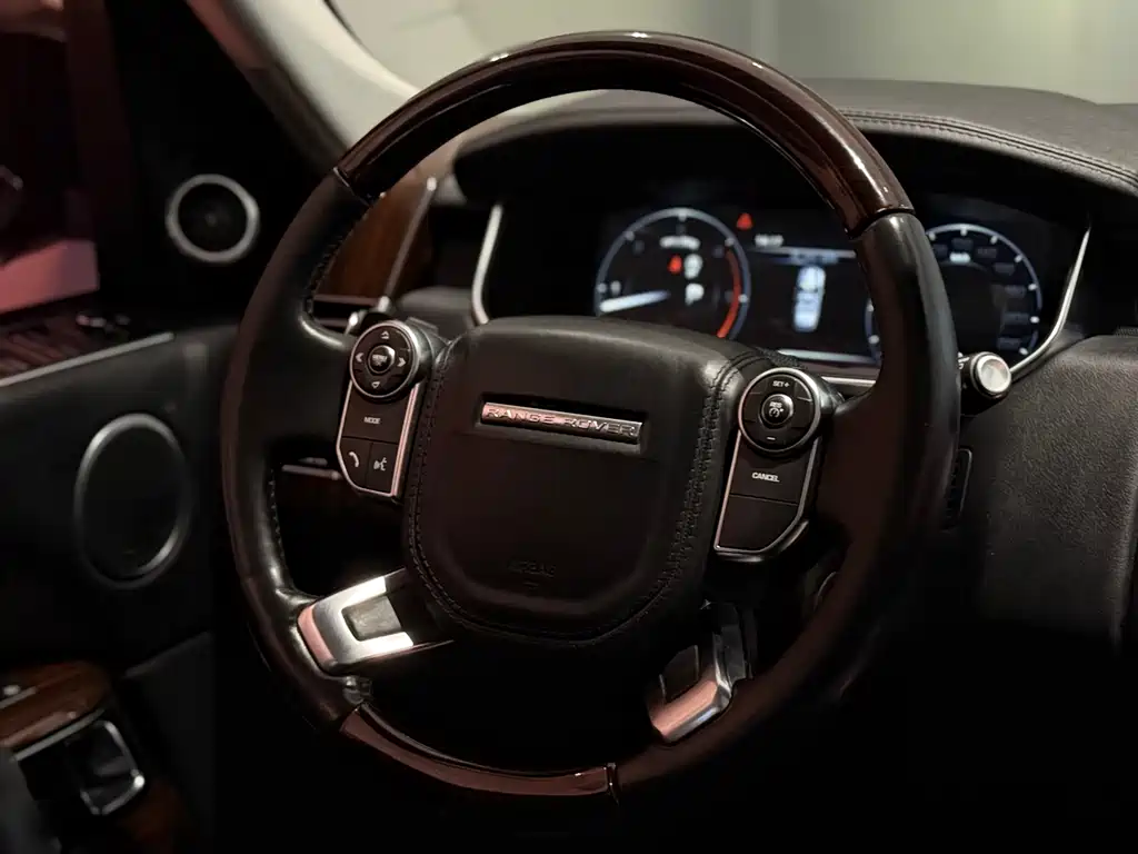 Land Rover Range Rover 2017 — фото 14