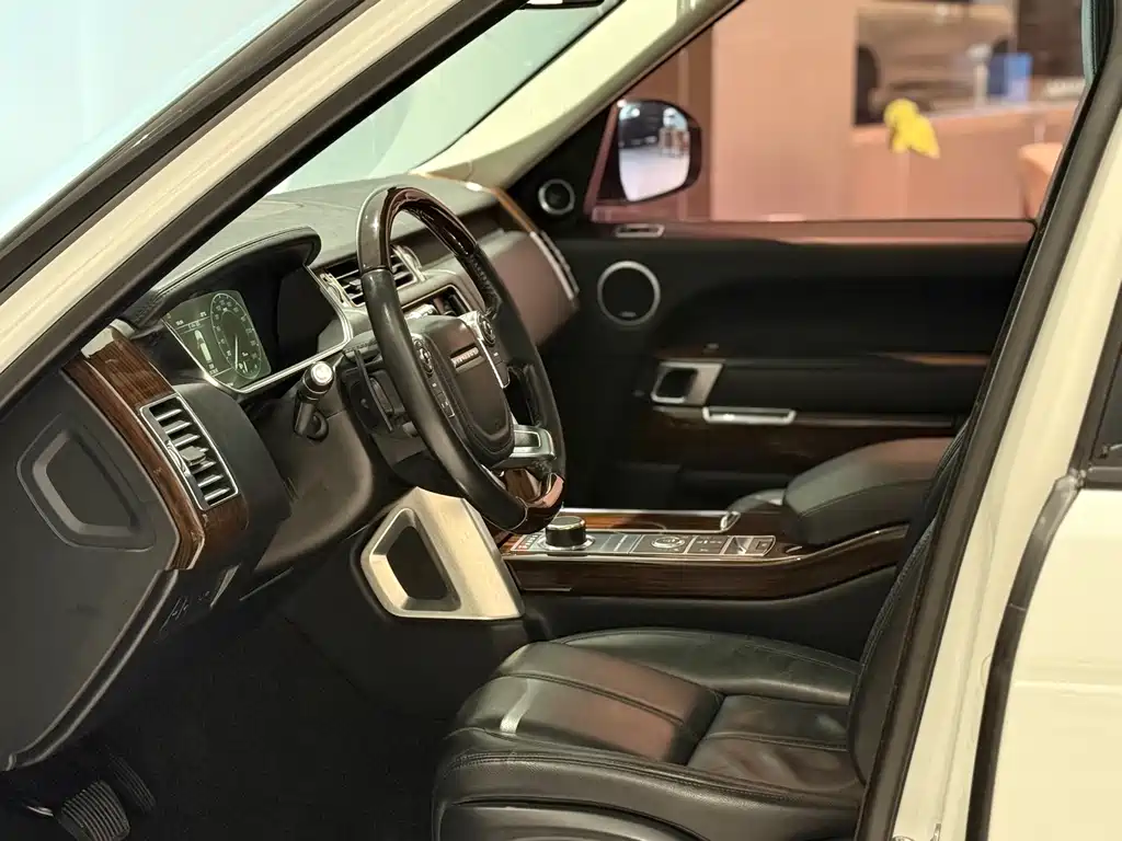 Land Rover Range Rover 2017 — фото 12