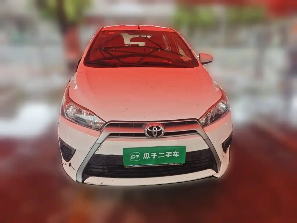 Toyota Yaris L 2016 — фото 3