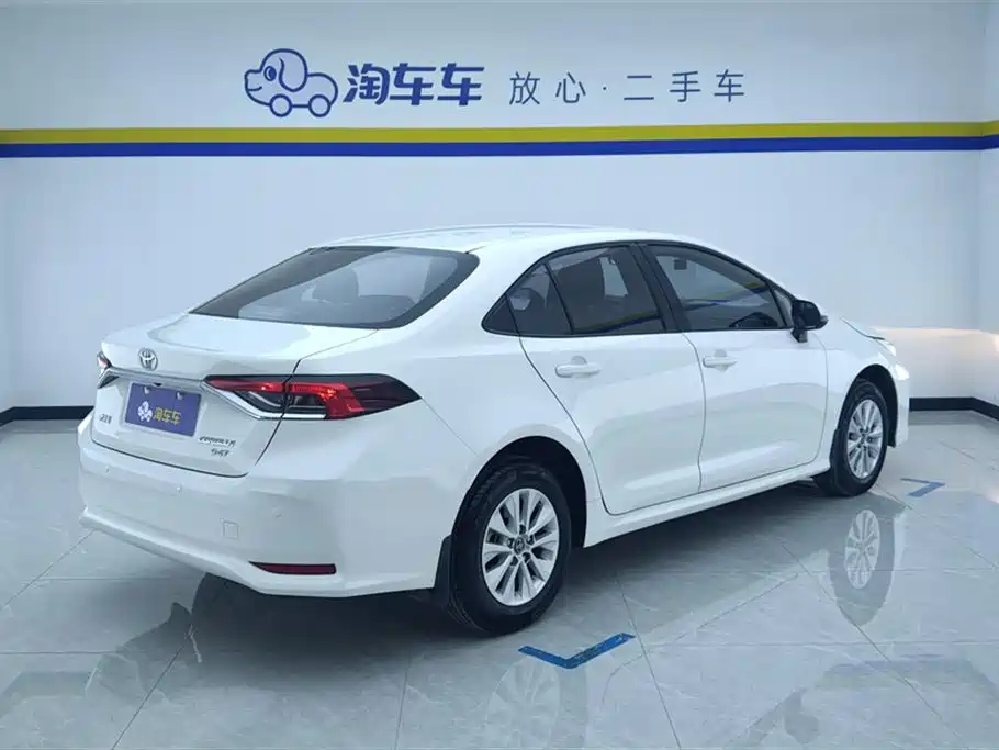 Toyota Corolla 2022 — фото 3