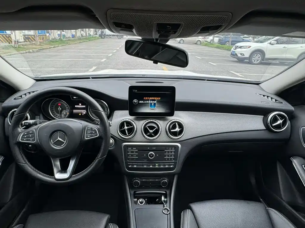 Mercedes-Benz GLA 2017