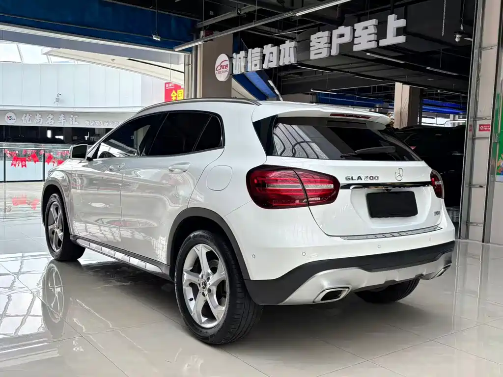 Mercedes-Benz GLA 2020 — фото 10