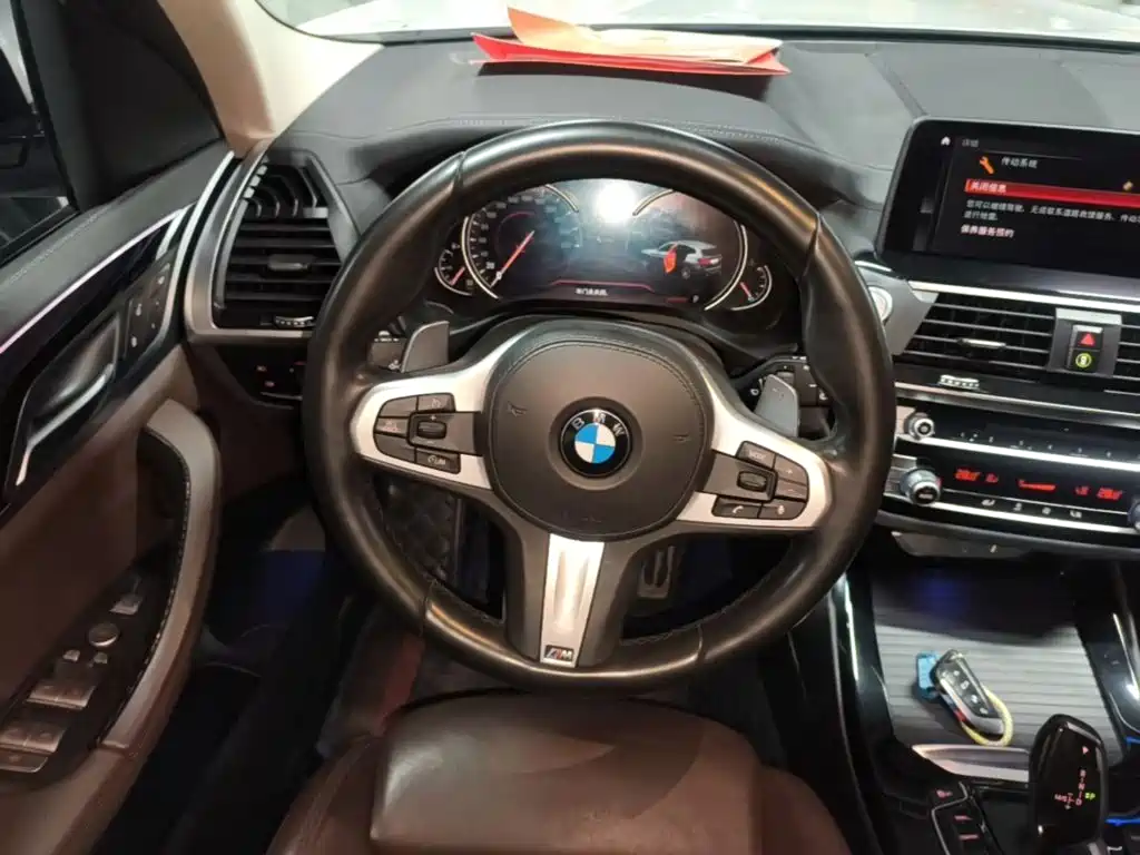 BMW X3 2019 — фото 11