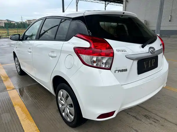 Toyota Yaris L 2016