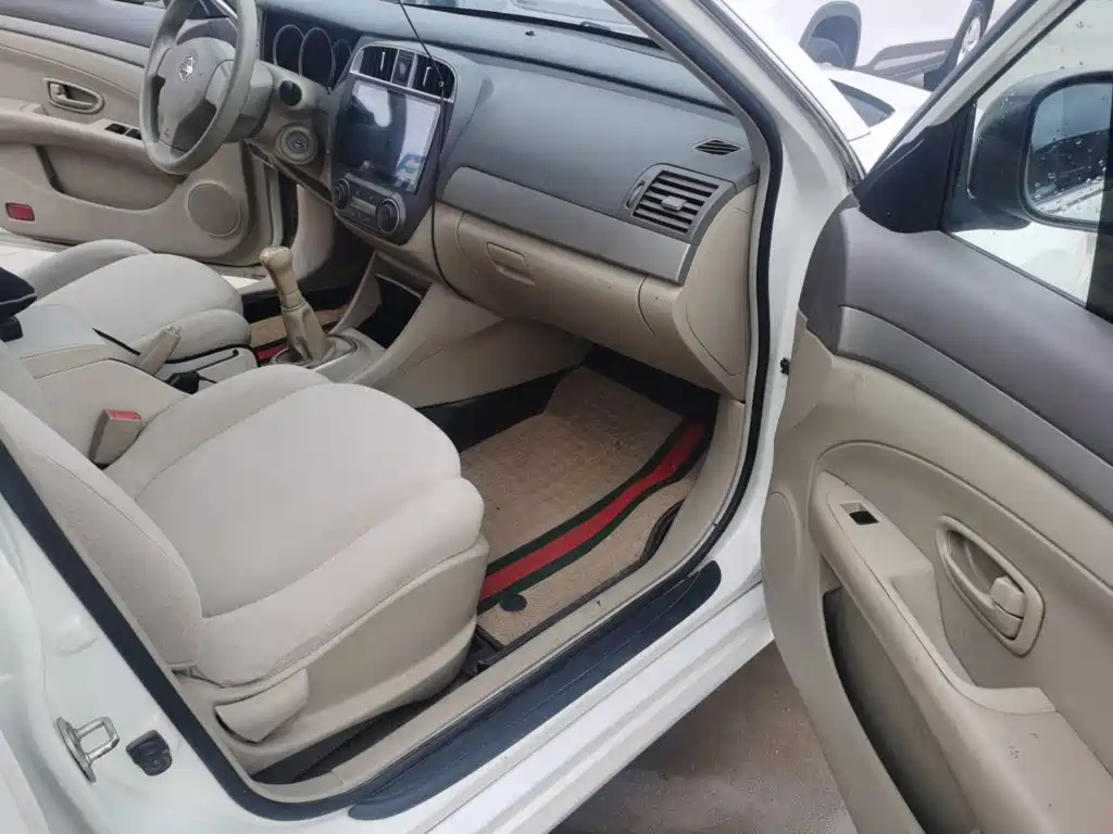 Nissan Sylphy 2018 — фото 19