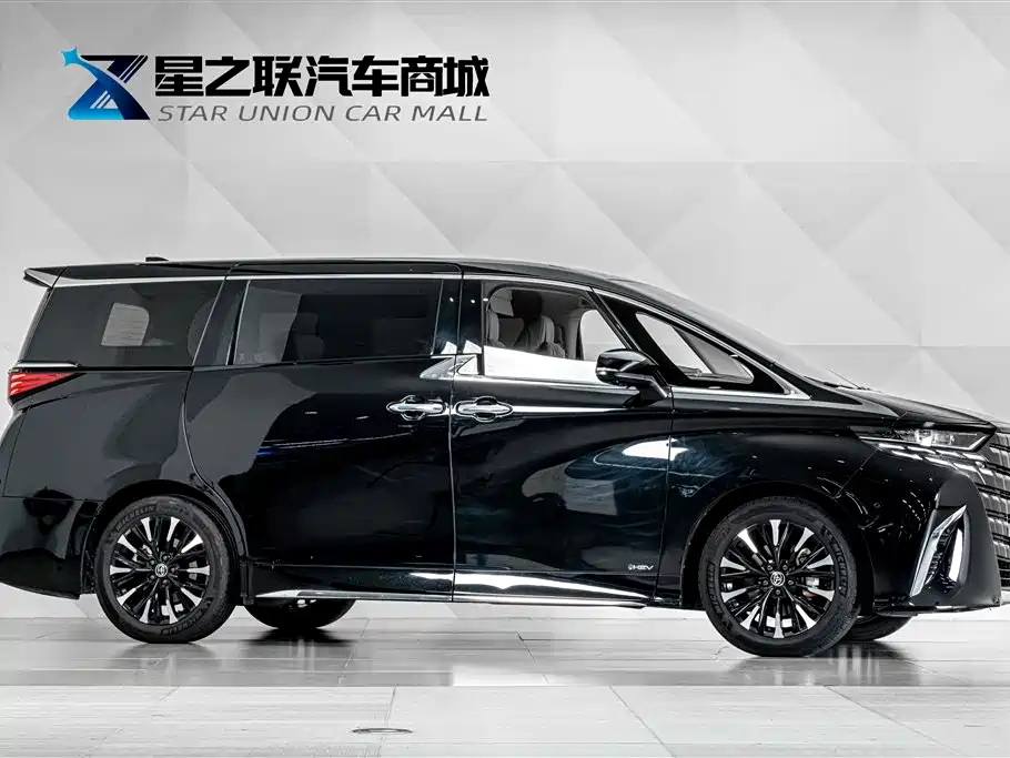 Toyota Alphard 2024 — фото 5